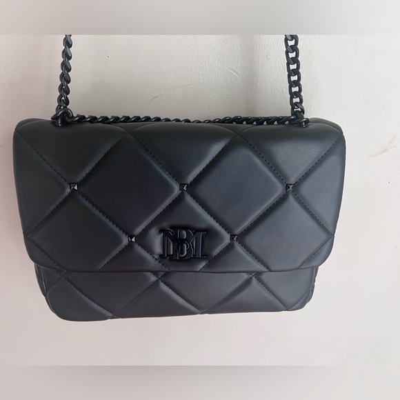 Badgley Mischka Black Quilted Shoulder Bag - Picture 3 of 9
